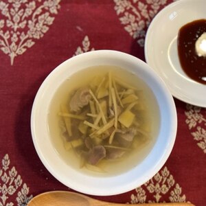 台湾ローカルスープ『下水湯（シャーシュウェタン）』
